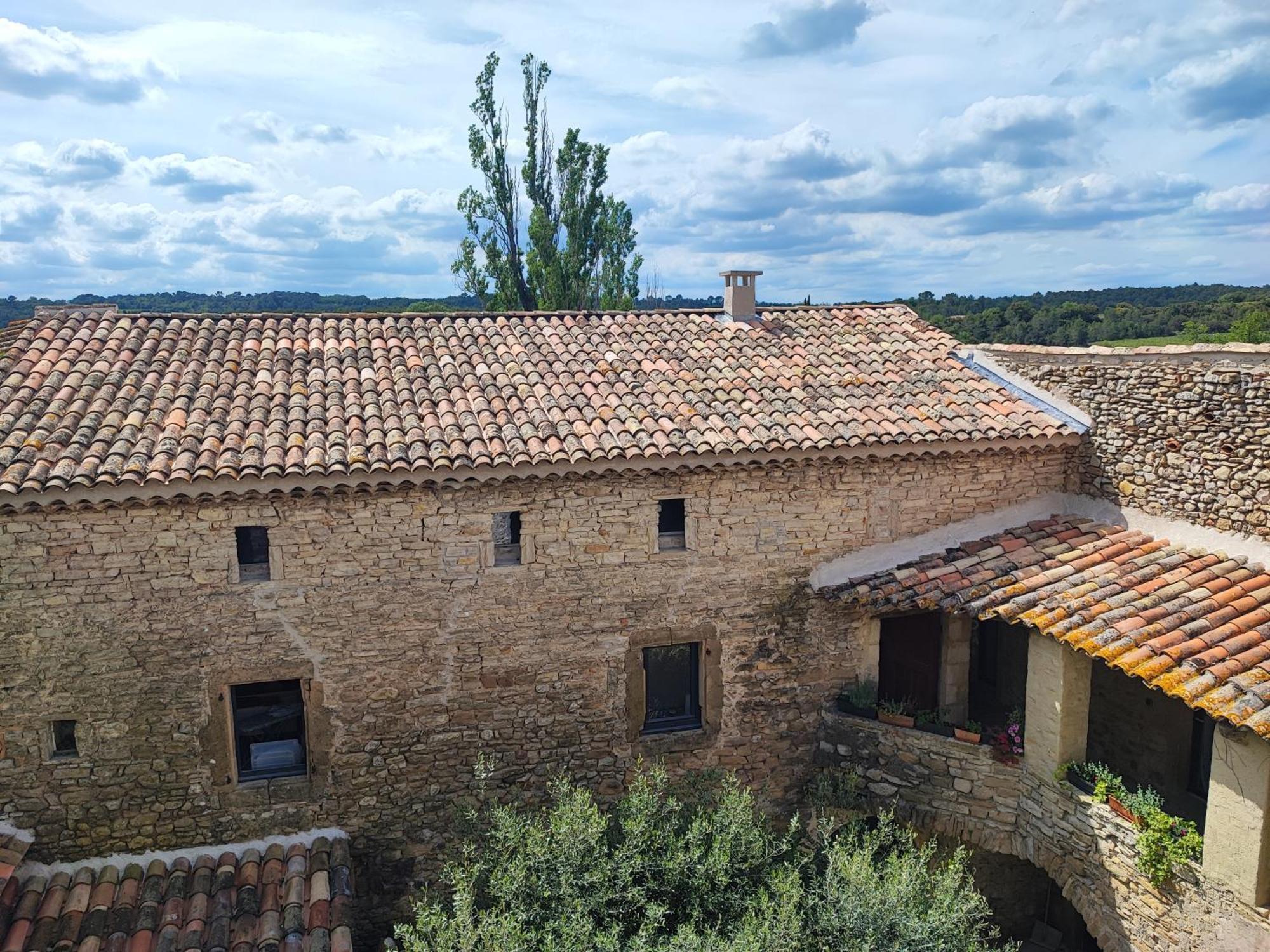 Hotel Magnanerie De Sainte Croix Exterior foto