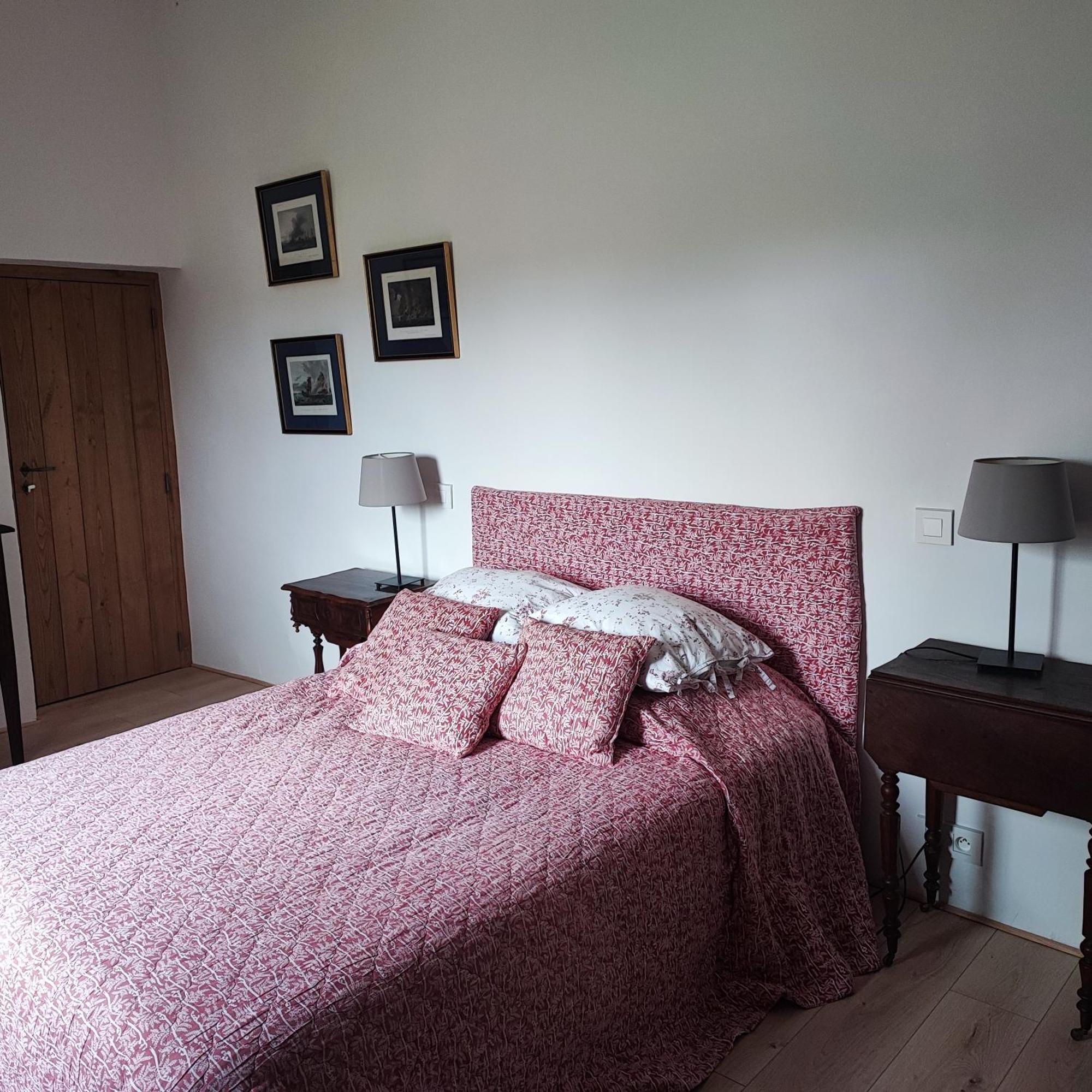 Hotel Magnanerie De Sainte Croix Habitación foto