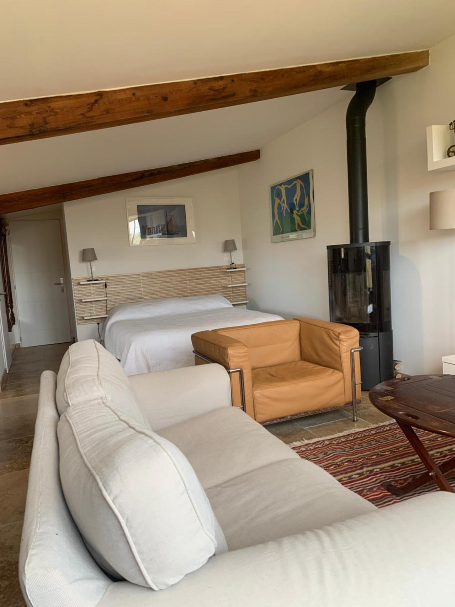 Hotel Magnanerie De Sainte Croix Habitación foto